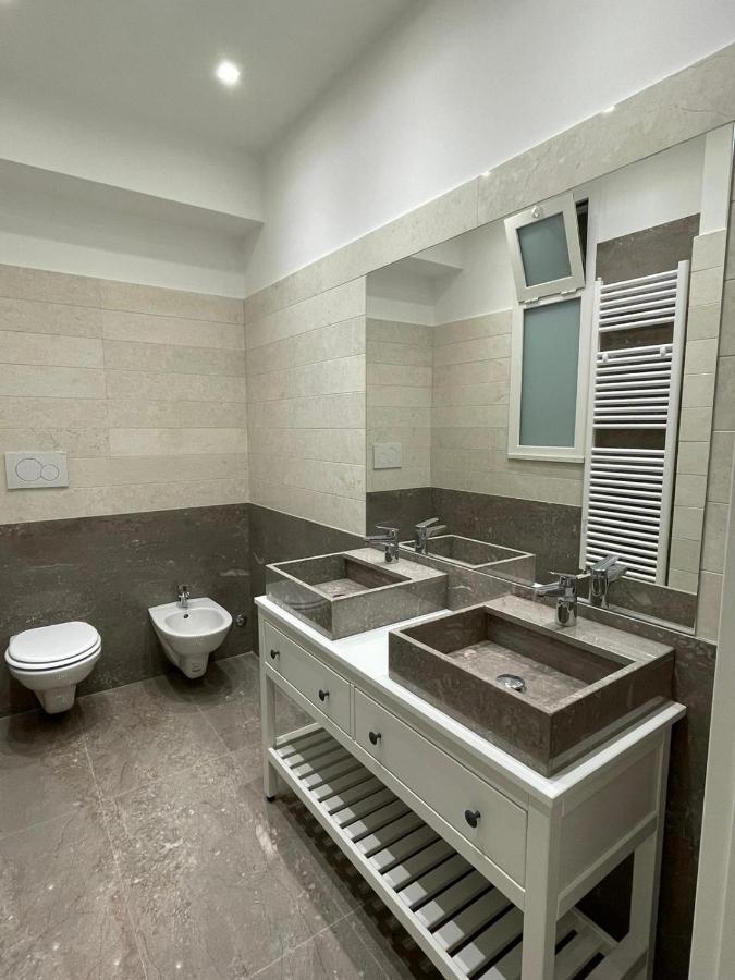 Suite 55 In Centro Trani Exterior photo