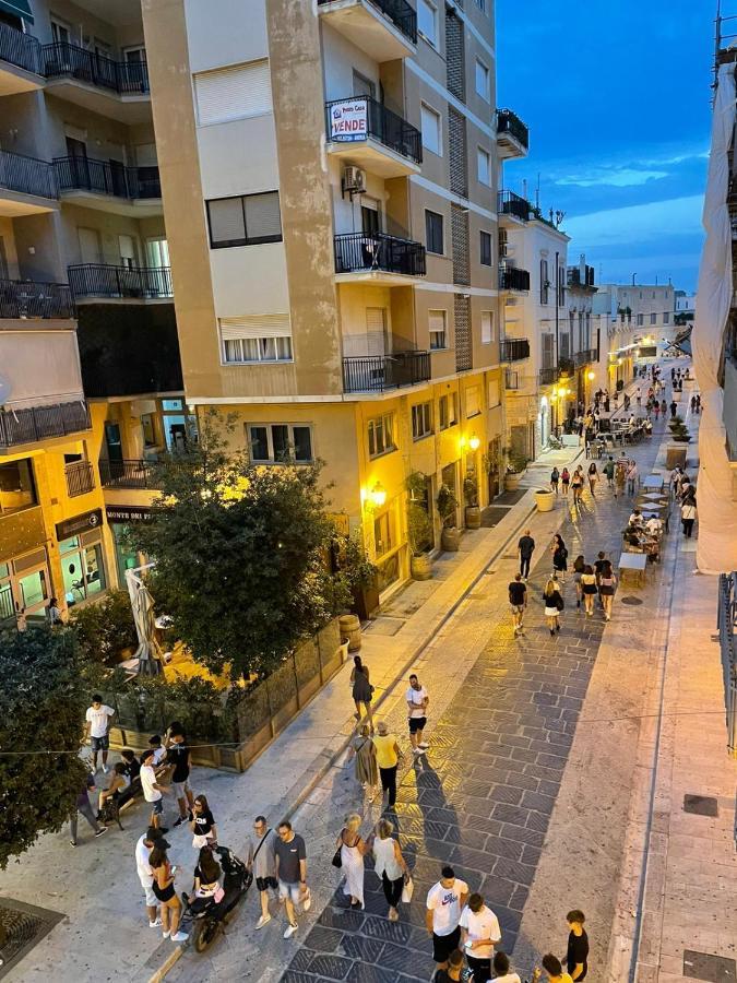 Suite 55 In Centro Trani Exterior photo
