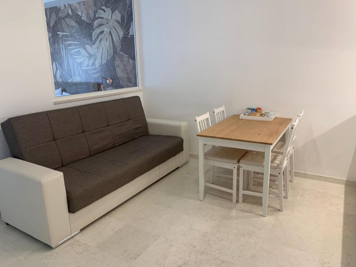 Suite 55 In Centro Trani Exterior photo